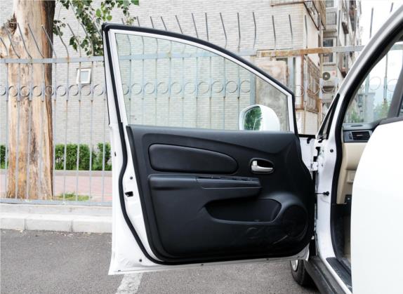 启辰R50 2012款 1.6L 自动舒适版 车厢座椅   前门板