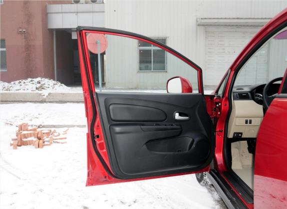 启辰R50 2012款 1.6L 手动舒适版 车厢座椅   前门板