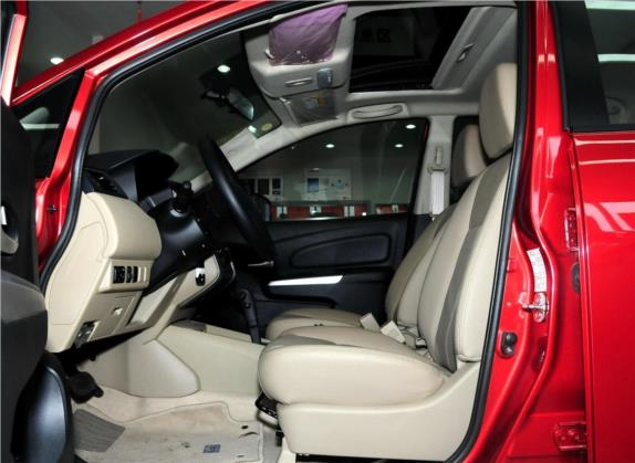 启辰R50 2013款 1.6L 自动豪华版 车厢座椅   前排空间