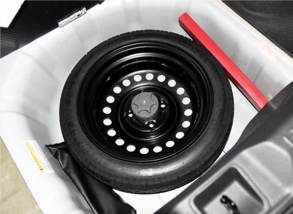 启辰R50 2015款 1.6L 手动时尚版 其他细节类   备胎