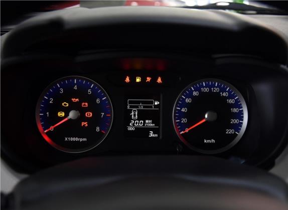 启辰R50 2015款 1.6L 手动时尚版 中控类   仪表盘