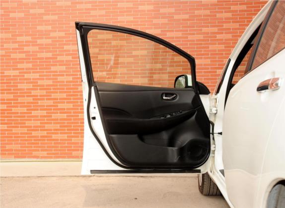 晨风 2014款 领风版6.6KW 车厢座椅   前门板