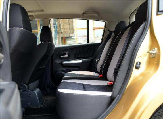 启辰R50X 2015款 1.6L 手动北斗导航版 车厢座椅   后排空间