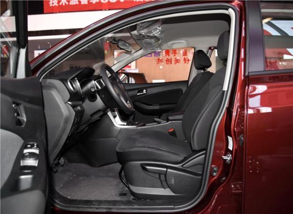 启辰T70 2015款 1.6L 手动睿行版 车厢座椅   前排空间