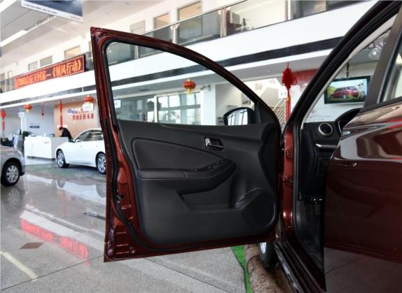 启辰T70 2015款 2.0L 手动睿享版 车厢座椅   前门板