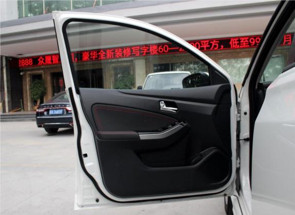 启辰T70 2019款 1.6L 手动经典版 车厢座椅   前门板