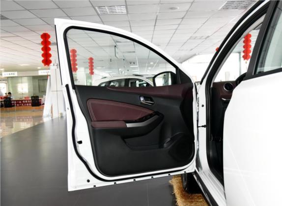 启辰T70X 2016款 2.0L CVT睿享运动版 车厢座椅   前门板