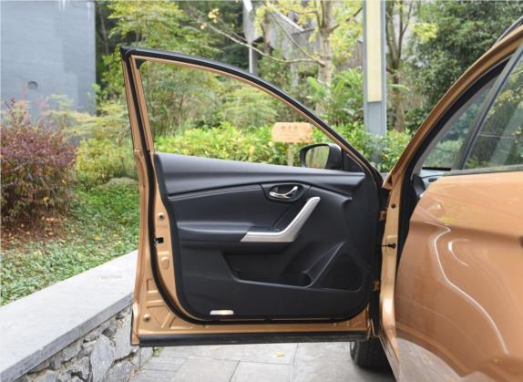 启辰T90 2017款 2.0L CVT领尚版 车厢座椅   前门板