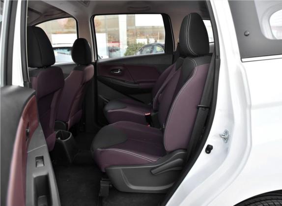 启辰M50V 2017款 1.5L XE 手动标准版 车厢座椅   后排空间