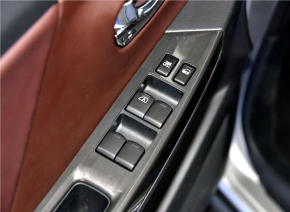 启辰M50V 2017款 1.5L XL 手动舒适版 车厢座椅   门窗控制