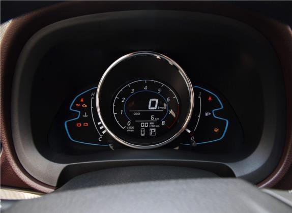 启辰M50V 2019款 1.6L CVT豪华版 中控类   仪表盘
