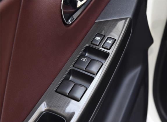 启辰M50V 2019款 1.6L CVT豪华版 车厢座椅   门窗控制