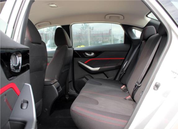 启辰D60 2018款 1.6L CVT舒适版 车厢座椅   后排空间