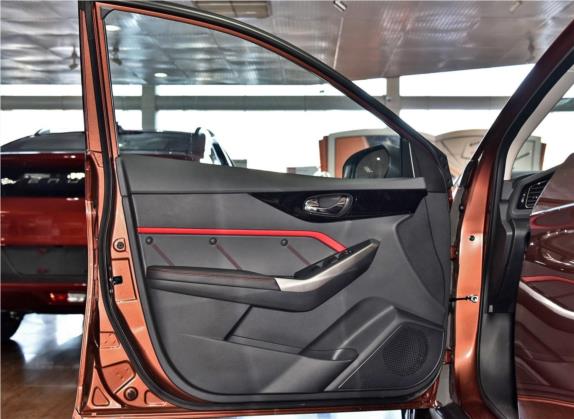 启辰D60 2018款 1.6L CVT智联精英版 车厢座椅   前门板