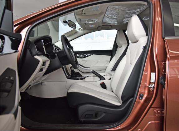 启辰D60 2018款 1.6L CVT智联豪华版 车厢座椅   前排空间