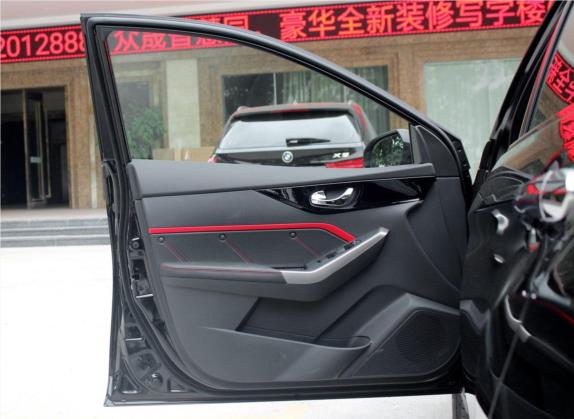 启辰D60 2019款 1.6L Entry手动时尚版 车厢座椅   前门板