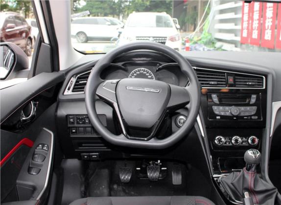 启辰D60 2019款 1.6L XE 手动舒适版 中控类   驾驶位
