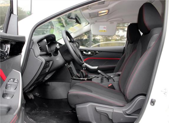 启辰D60 2019款 1.6L XE 手动舒适版 车厢座椅   前排空间