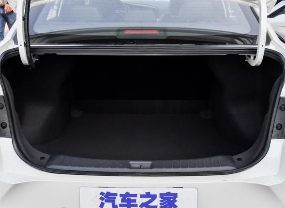 启辰D60 2019款 1.6L XL 手动智联精英版 车厢座椅   后备厢