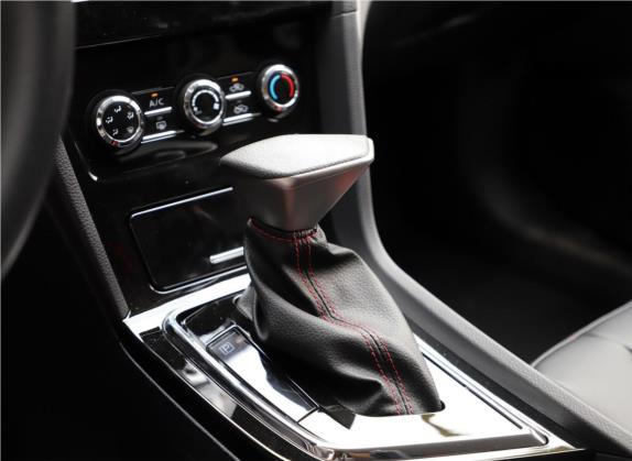 启辰D60 2019款 十万荣耀 1.6L XE CVT辰享版 国VI 中控类   挡把