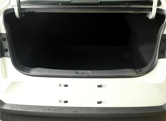 启辰D60 2019款 十万荣耀 1.6L XL 手动辰酷版 国VI 车厢座椅   后备厢