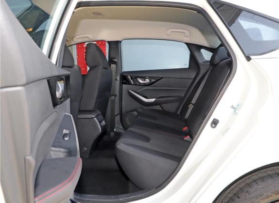 启辰D60 2021款 1.6L Entry 手动舒享版 车厢座椅   后排空间