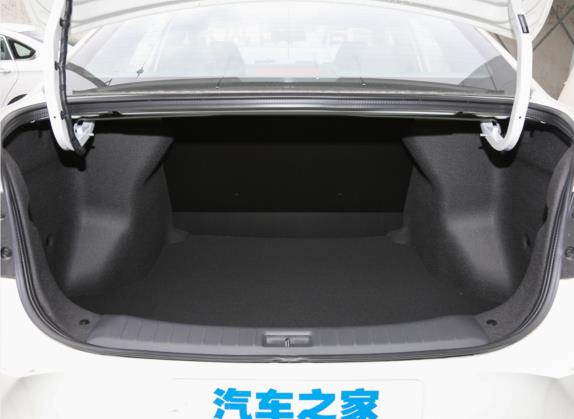 启辰D60 2021款 1.6L XE CVT畅行版 车厢座椅   后备厢