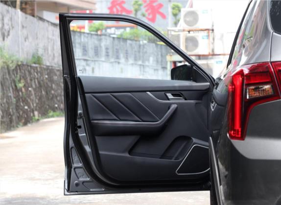 启辰T60 2018款 1.6L 手动时尚版 国V 车厢座椅   前门板