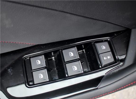 启辰T60 2018款 1.6L 手动智尚版 国V 车厢座椅   门窗控制