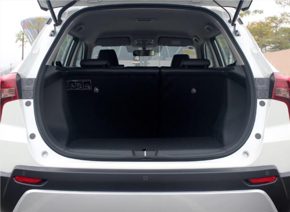 启辰T60 2018款 1.6L CVT智型版 国V 车厢座椅   后备厢
