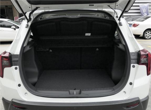 启辰T60 2018款 1.6L CVT智趣版 国VI 车厢座椅   后备厢