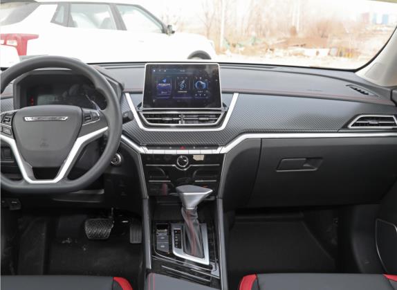启辰T60 2022款 1.6L CVT智行版 中控类   中控台