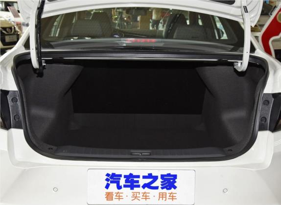 启辰D60EV 2019款 高续航智享版 车厢座椅   后备厢