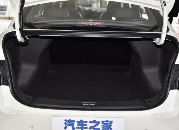 启辰D60EV 2022款 标准续航智行版 车厢座椅   后备厢