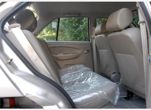 旗云2 2010款 1.5L 手动豪华型 车厢座椅   后排空间