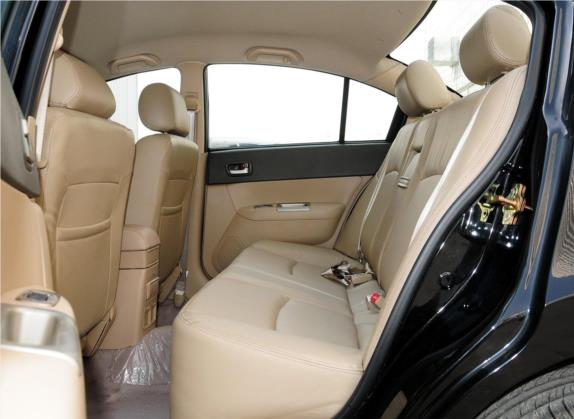 旗云3 2010款 1.8L 手动精英型 车厢座椅   后排空间