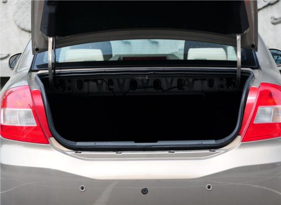 奇瑞E5 2011款 1.5L 手动智悦型 车厢座椅   后备厢