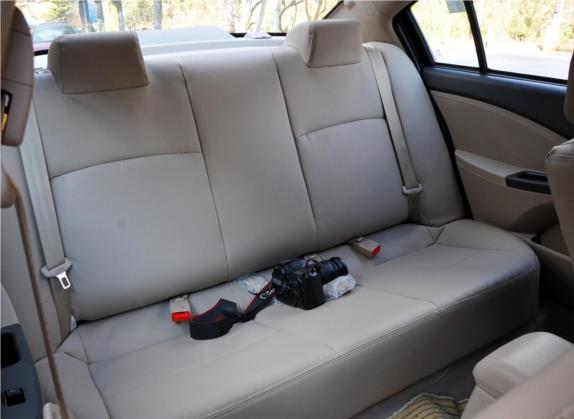 奇瑞E5 2011款 1.8L CVT卓悦型 车厢座椅   后排空间