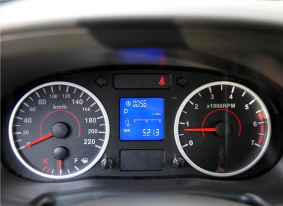 奇瑞E5 2011款 1.8L CVT卓悦型 中控类   仪表盘