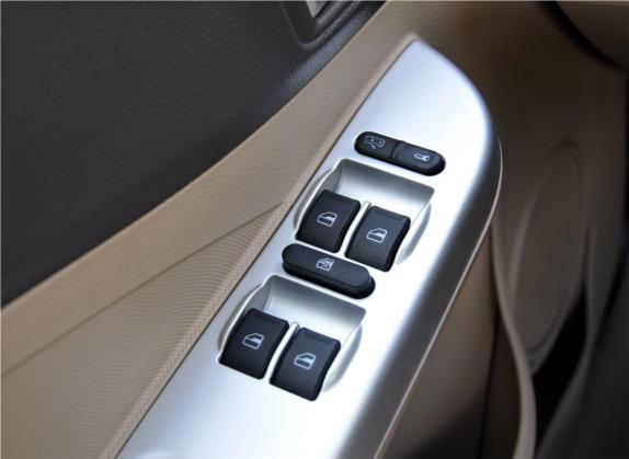 奇瑞E5 2011款 1.8L CVT卓悦型 车厢座椅   门窗控制