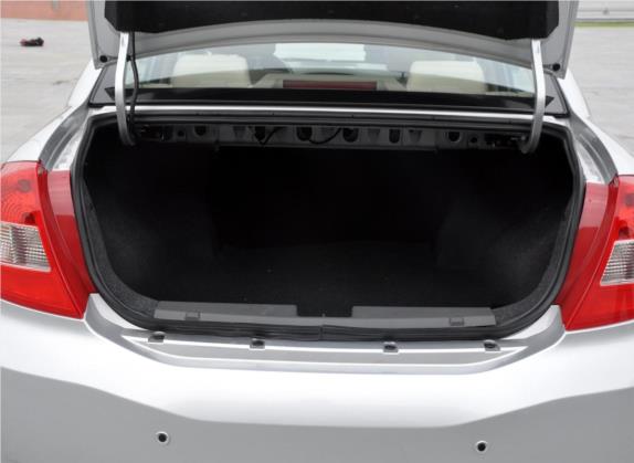 奇瑞E5 2011款 1.5L 手动优悦型 车厢座椅   后备厢