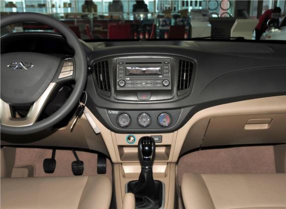 奇瑞E5 2014款 1.5L 手动优悦型 中控类   中控台