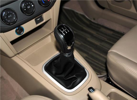 奇瑞E5 2014款 1.5L 手动优悦型 中控类   挡把