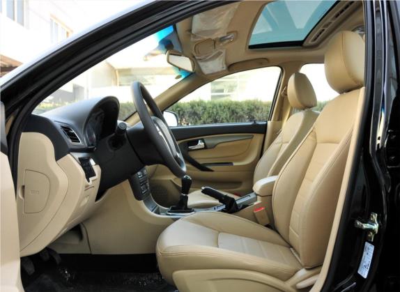 旗云5 2012款 1.8L 手动豪华版 车厢座椅   前排空间