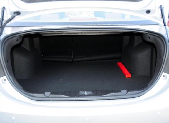 艾瑞泽7 2013款 1.6L 手动致领版 车厢座椅   后备厢