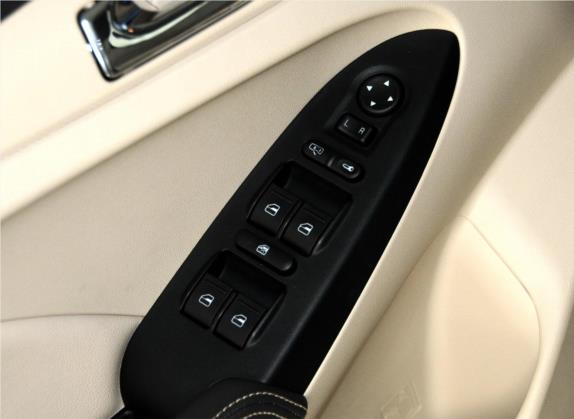 艾瑞泽7 2013款 1.6L 手动致享版 车厢座椅   门窗控制