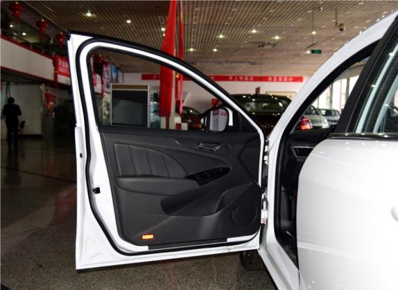 艾瑞泽7 2015款 1.5T 手动致尚版 车厢座椅   前门板