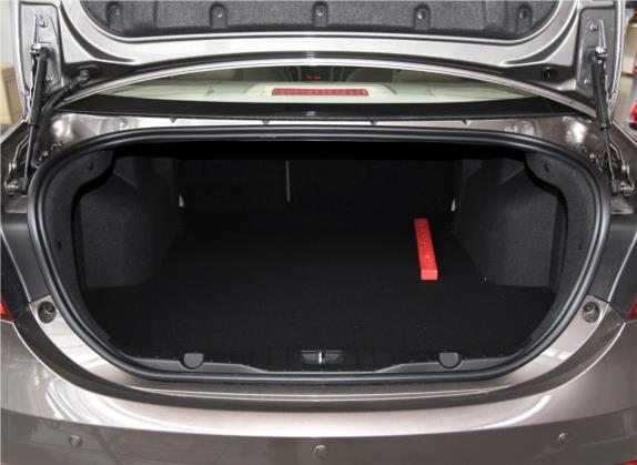 艾瑞泽7 2015款 1.6L 手动致领版 车厢座椅   后备厢