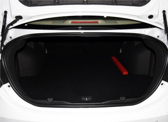 艾瑞泽7 2015款 1.6L 手动致享版 车厢座椅   后备厢