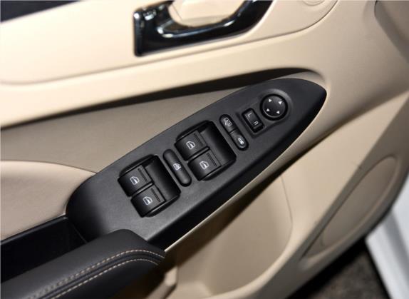 艾瑞泽7 2015款 1.6L 手动致享版 车厢座椅   门窗控制